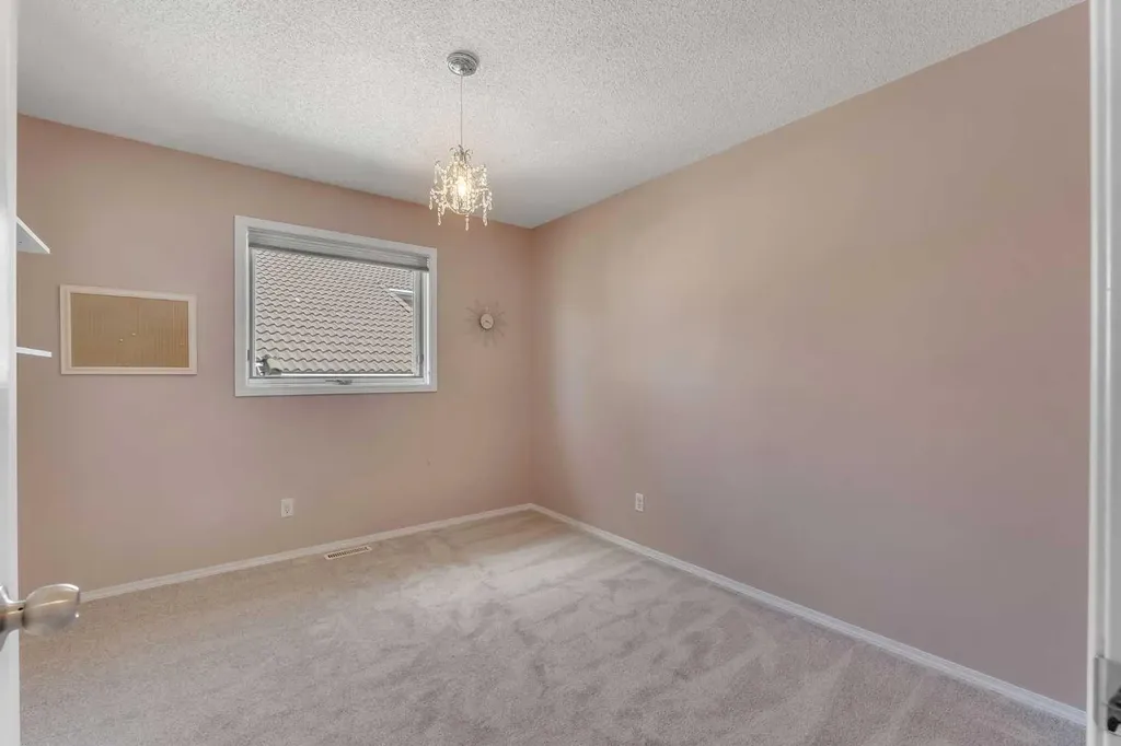 271 Arbour Lake Way NW Calgary AB T3G 3Z7
