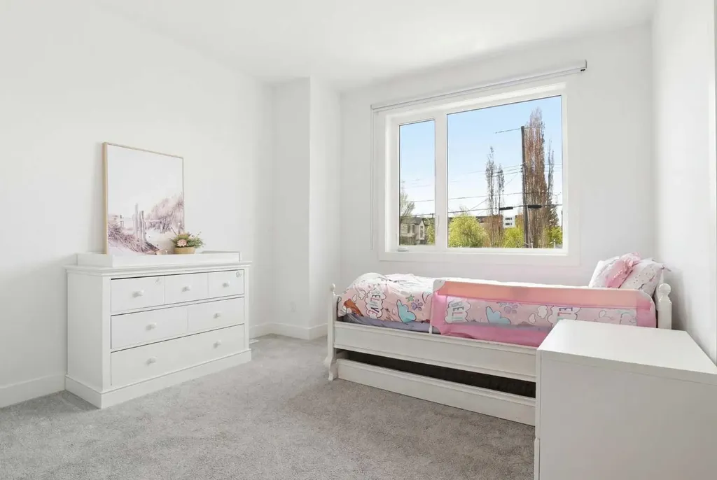 2635 34 Street SW Calgary AB T3E 2W6