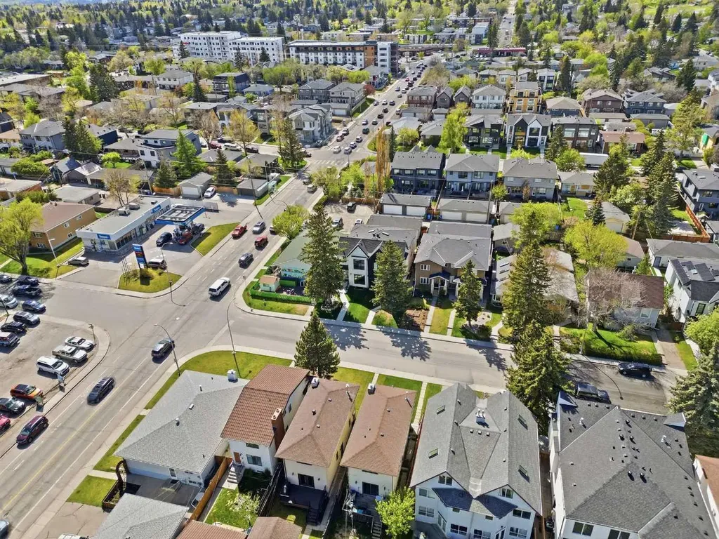 2635 34 Street SW Calgary AB T3E 2W6