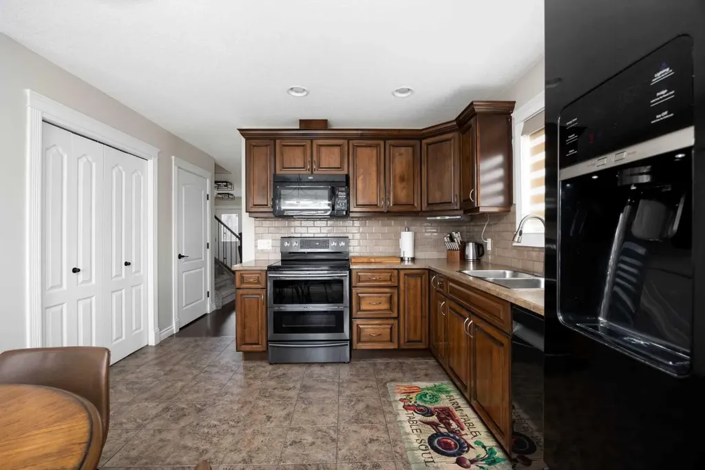 129 Huckleberry Street Fort Mcmurray AB T9K 0N7