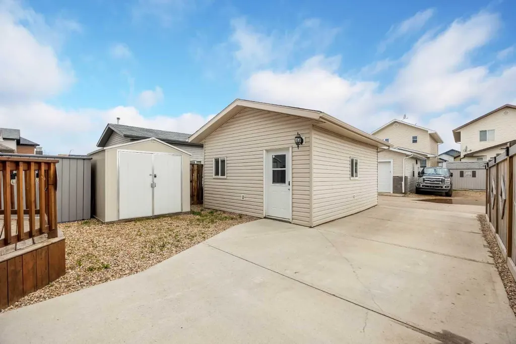 129 Huckleberry Street Fort Mcmurray AB T9K 0N7