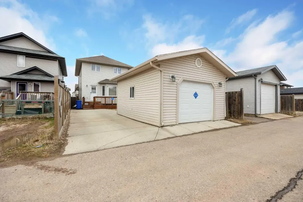 129 Huckleberry Street Fort Mcmurray AB T9K 0N7