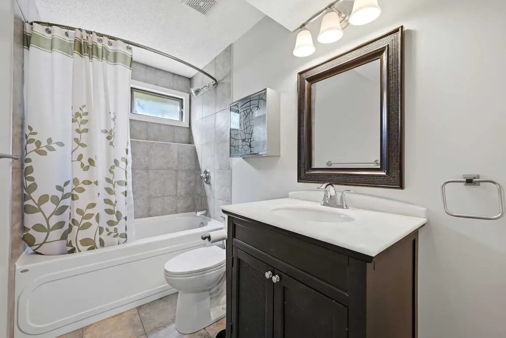 156 Templeview Place NE Calgary AB T1Y 3S2