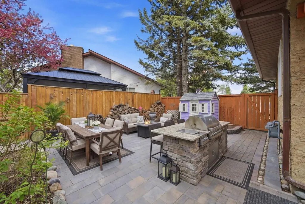 156 Templeview Place NE Calgary AB T1Y 3S2