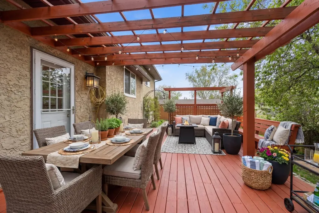 156 Templeview Place NE Calgary AB T1Y 3S2