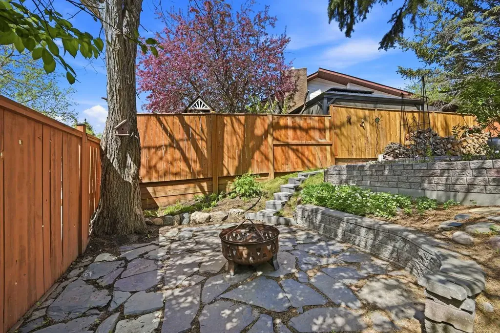 156 Templeview Place NE Calgary AB T1Y 3S2