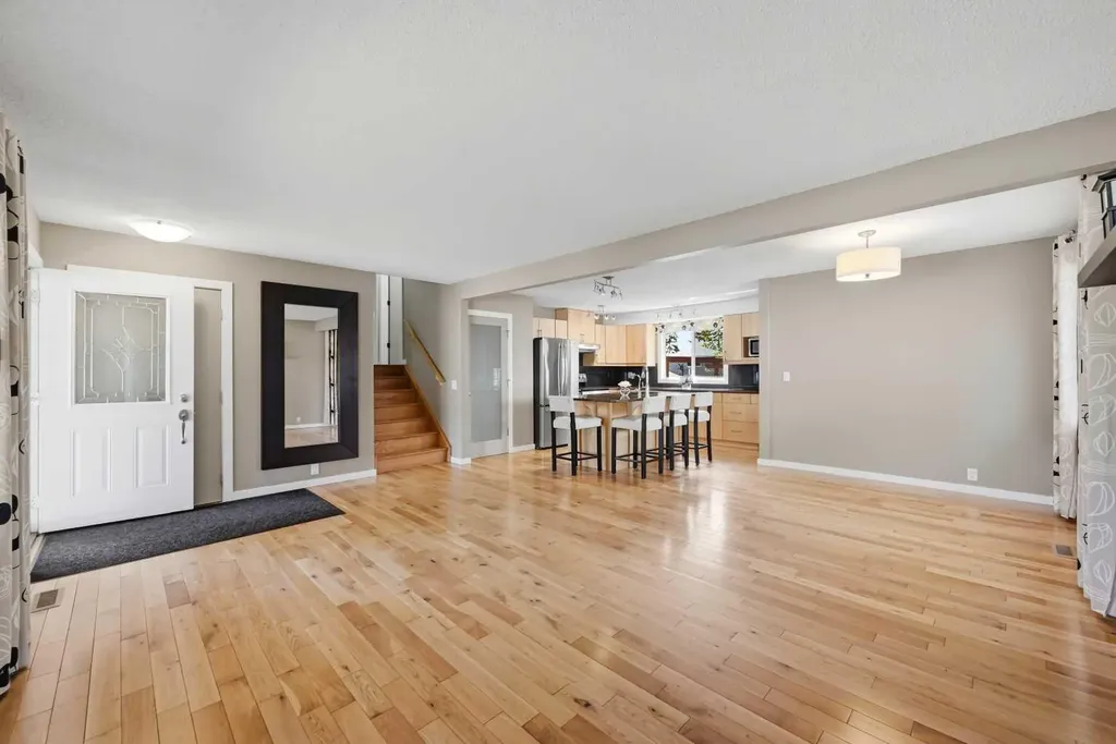 156 Templeview Place NE Calgary AB T1Y 3S2
