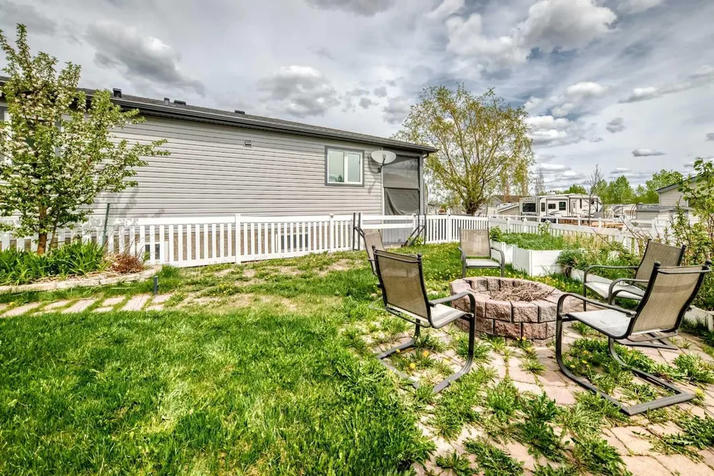 35468 Range Road 30 Rural Red Deer County AB T4G 0M3