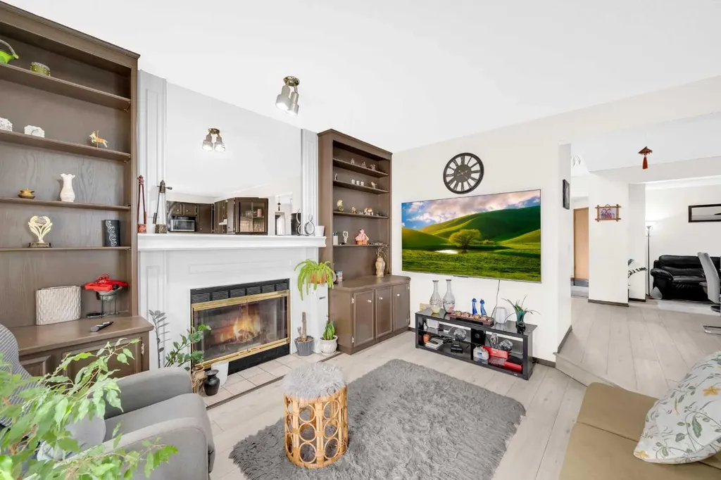 4 Fallingworth Bay NE Calgary AB T3J1G3