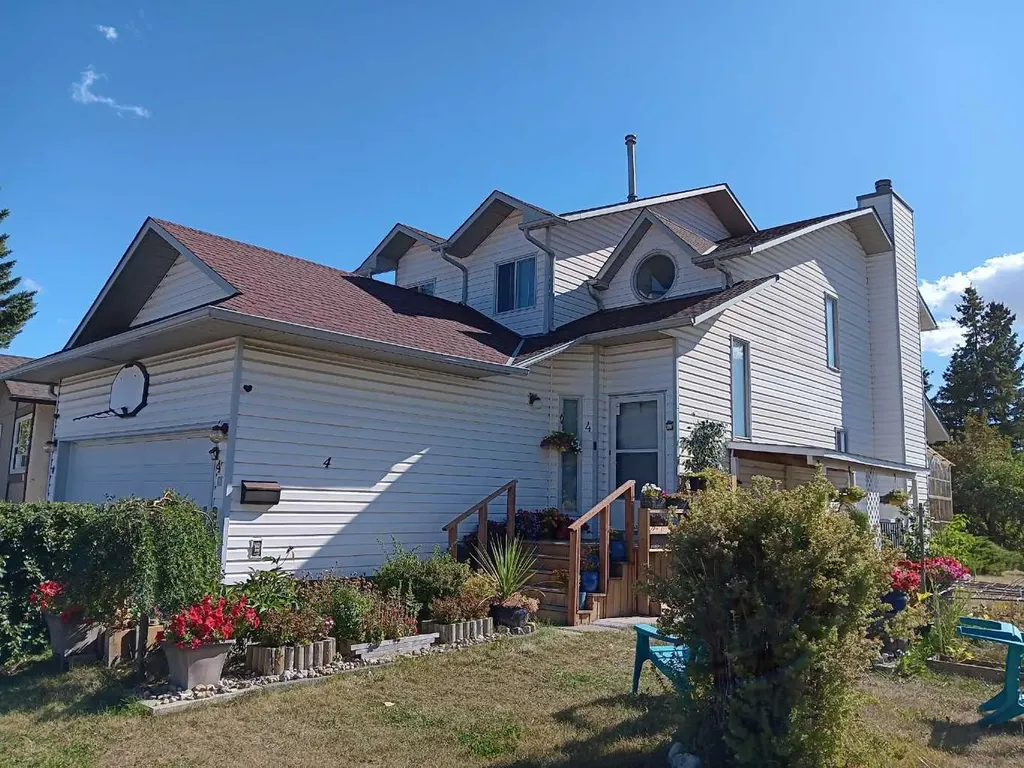 4 Fallingworth Bay NE Calgary AB T3J1G3