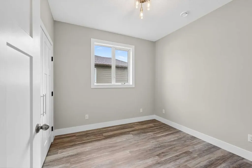 610 4 Avenue SW Sundre AB T0M1X0
