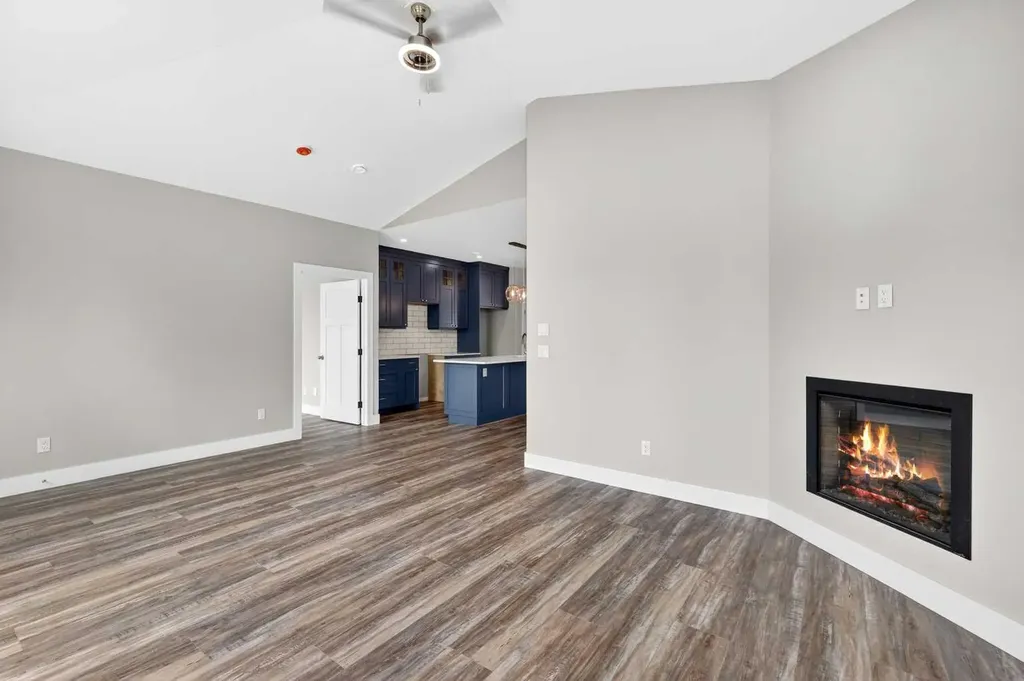 610 4 Avenue SW Sundre AB T0M1X0