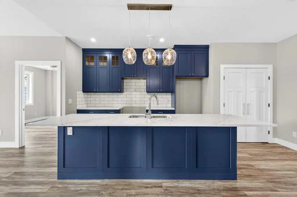 610 4 Avenue SW Sundre AB T0M1X0