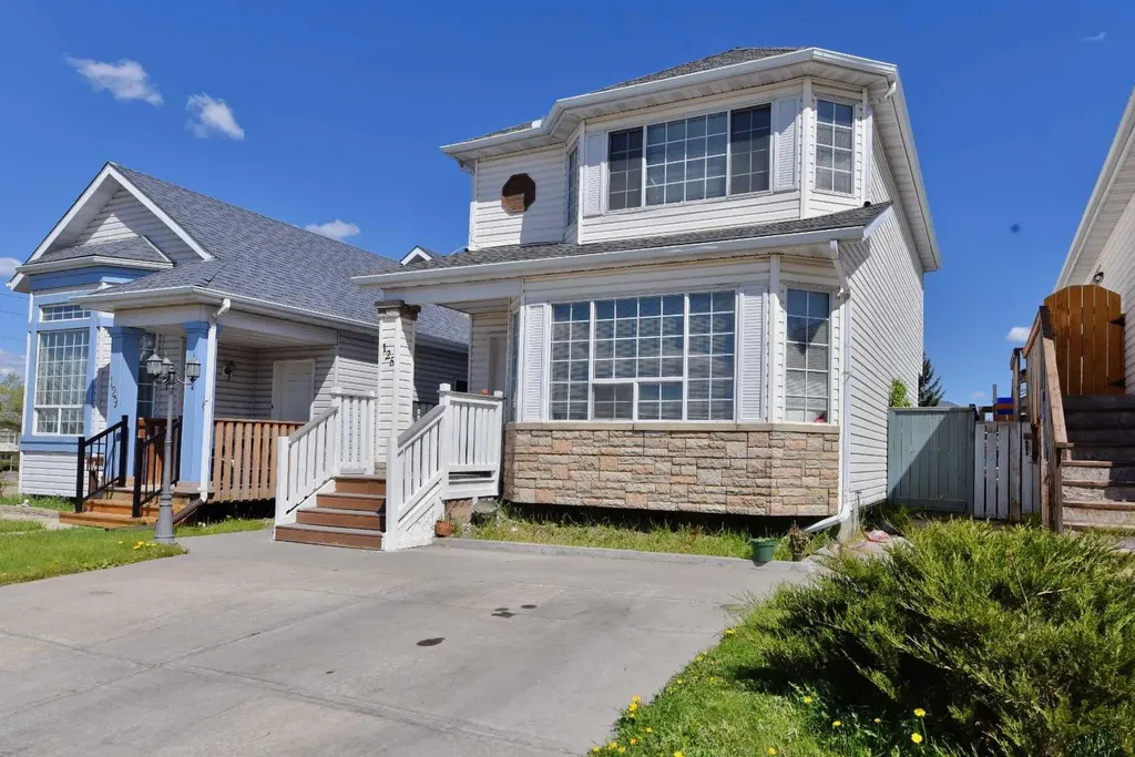 125 Costa Mesa Close NE Calgary AB T1Y6W9