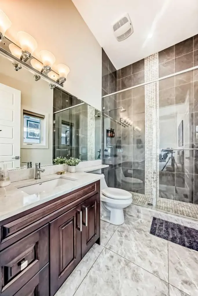 602 22 Avenue NE Calgary AB T2E 1V2