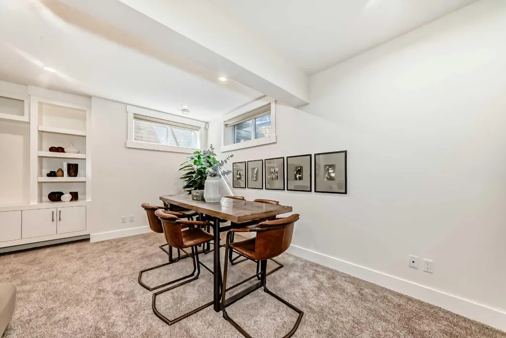 602 22 Avenue NE Calgary AB T2E 1V2