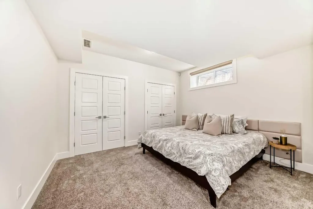 602 22 Avenue NE Calgary AB T2E 1V2