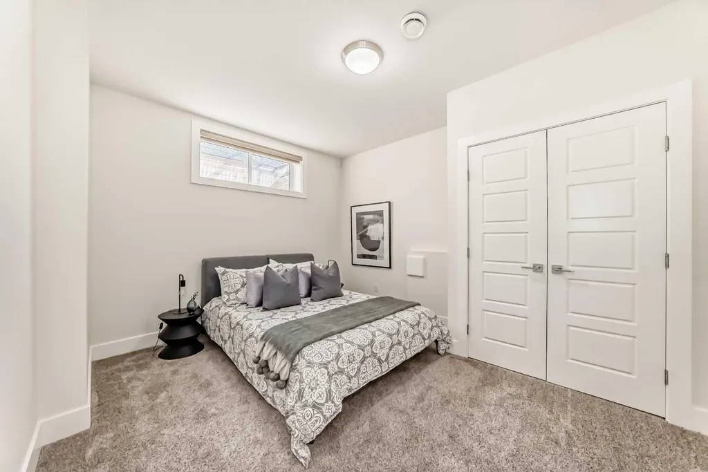 602 22 Avenue NE Calgary AB T2E 1V2