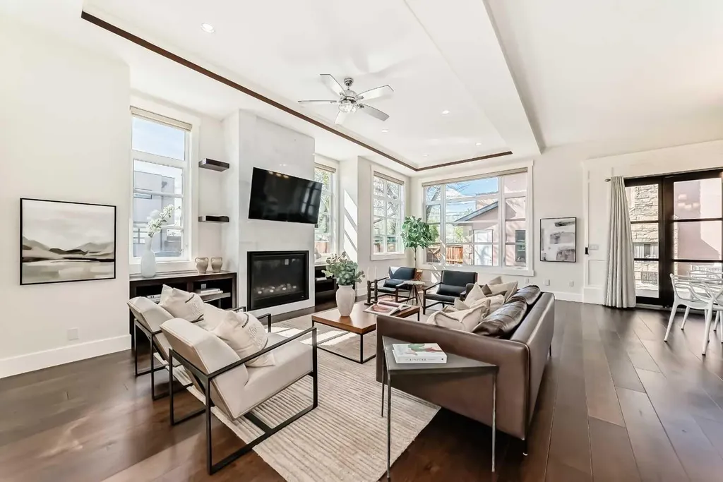 602 22 Avenue NE Calgary AB T2E 1V2