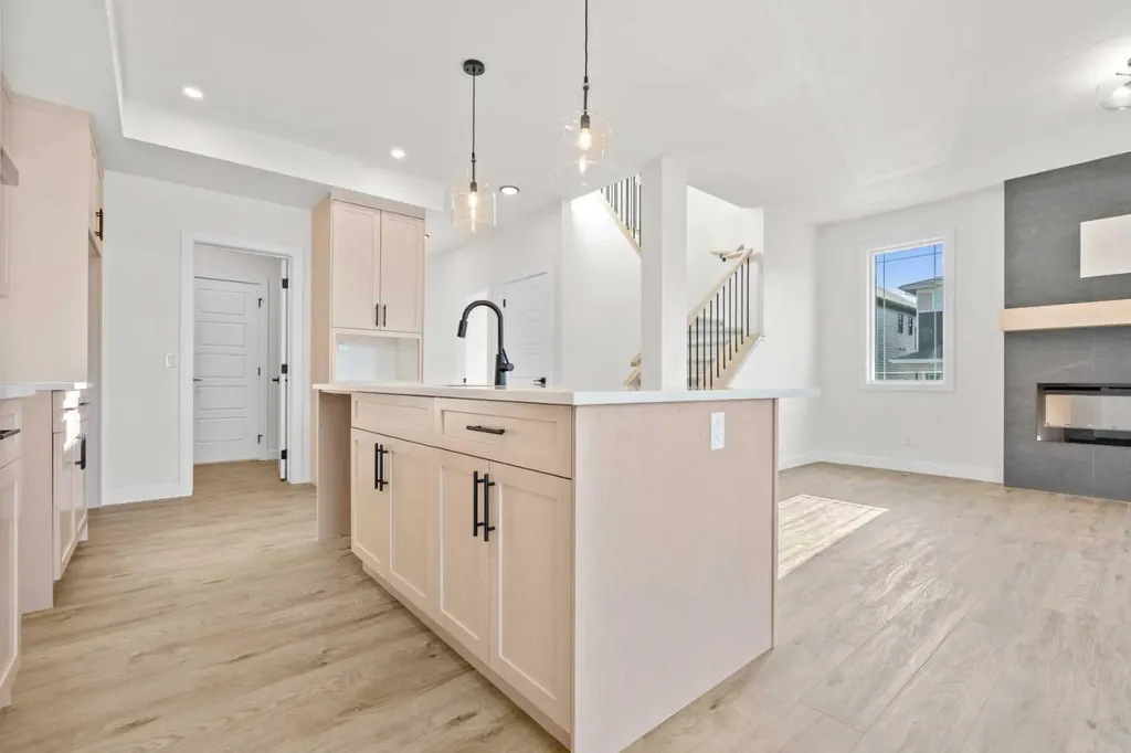 571 Buffaloberry Manor SE Calgary AB T3M3Z1