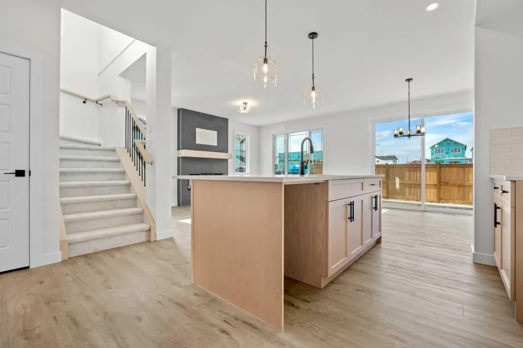 571 Buffaloberry Manor SE Calgary AB T3M3Z1