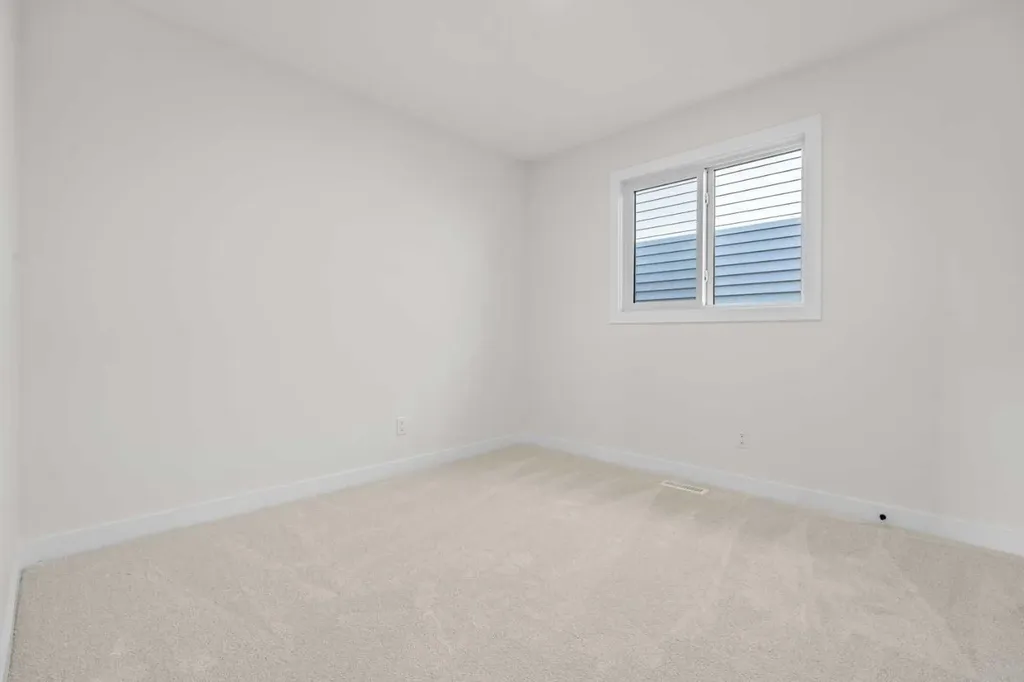 571 Buffaloberry Manor SE Calgary AB T3M3Z1