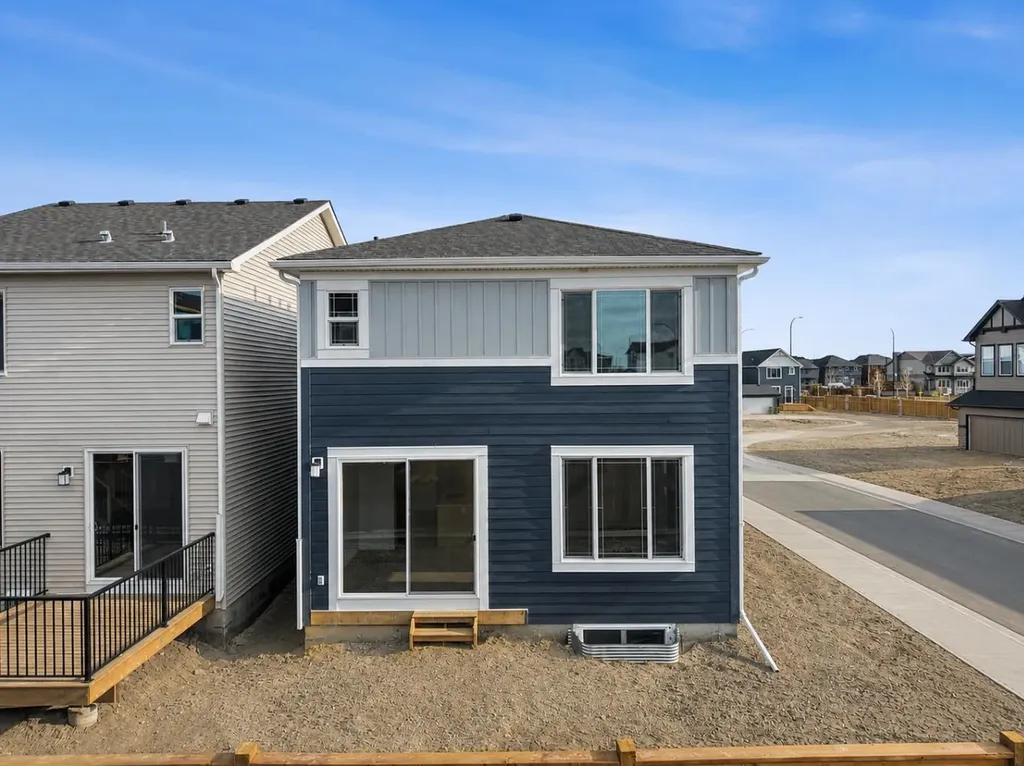 571 Buffaloberry Manor SE Calgary AB T3M3Z1