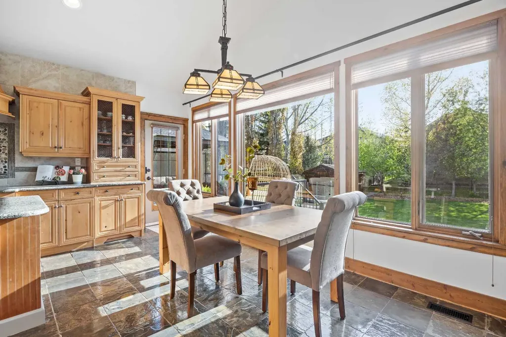 39 Ranch Road Okotoks AB T1S 1W9