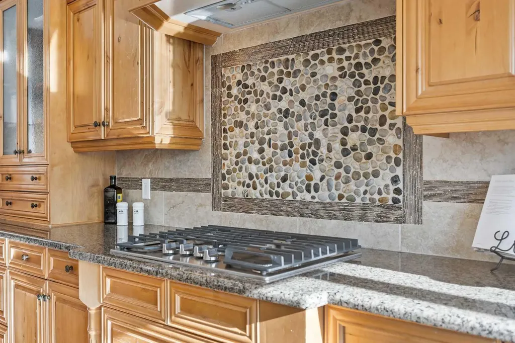 39 Ranch Road Okotoks AB T1S 1W9