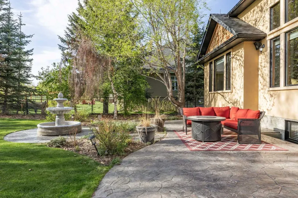 39 Ranch Road Okotoks AB T1S 1W9