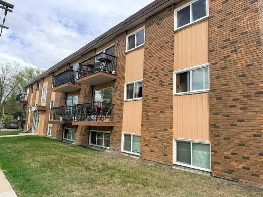 4714 55 Street Red Deer AB Y4N 2H9
