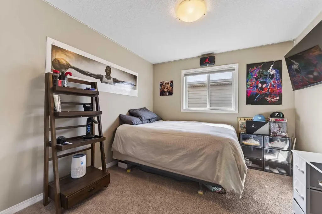 183 Reunion Grove NW Airdrie AB T4B 0Z3