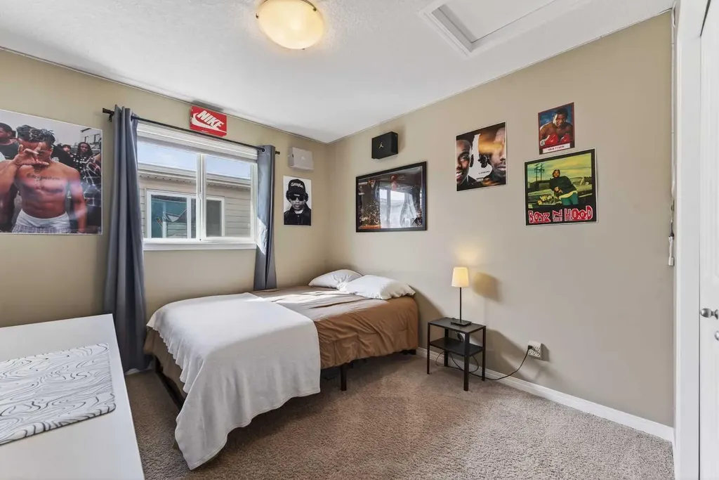 183 Reunion Grove NW Airdrie AB T4B 0Z3
