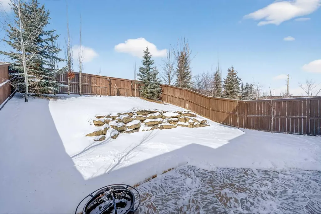 183 Reunion Grove NW Airdrie AB T4B 0Z3