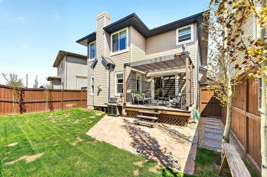 183 Reunion Grove NW Airdrie AB T4B 0Z3