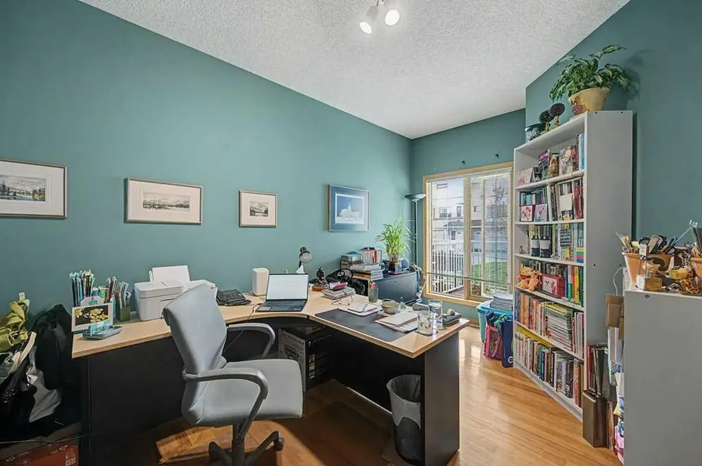 18 Prominence View SW Calgary AB T3H 3M8