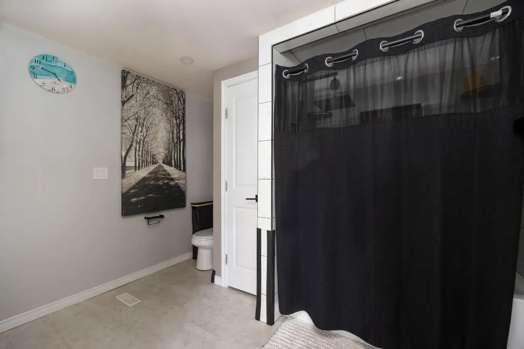 236 Grenfell Crescent Fort Mcmurray AB T9H2M6