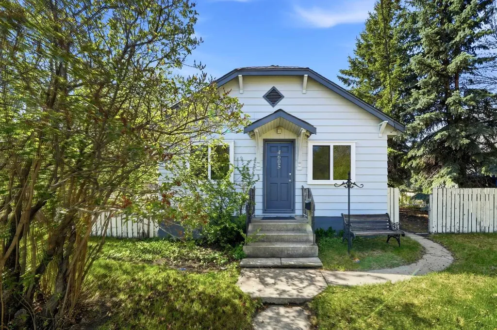 4605 49 Street Red Deer AB T4N 1T4