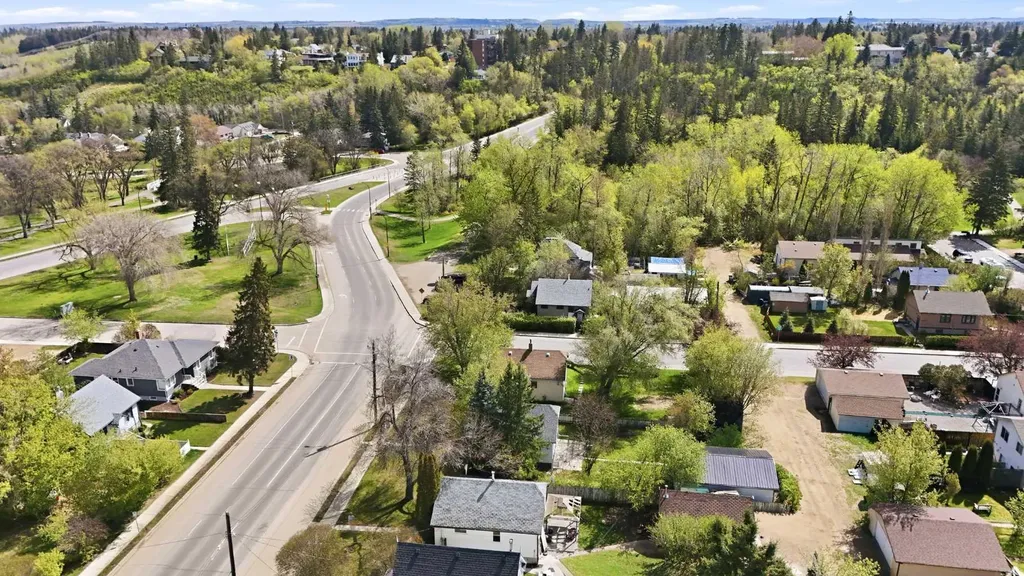 4605 49 Street Red Deer AB T4N 1T4