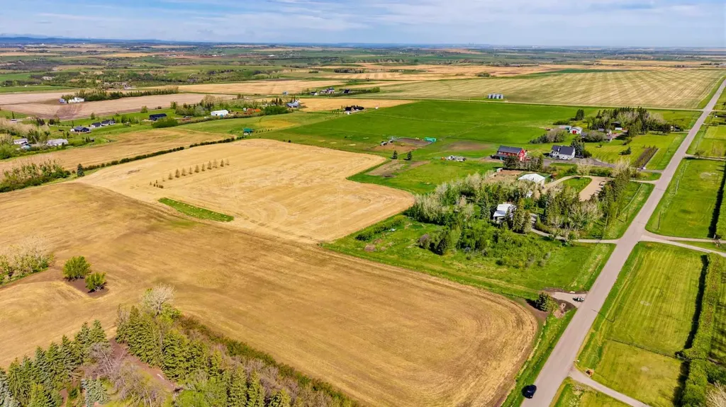 Lot 1 128 Street E Rural Foothills County AB T1S 5G1