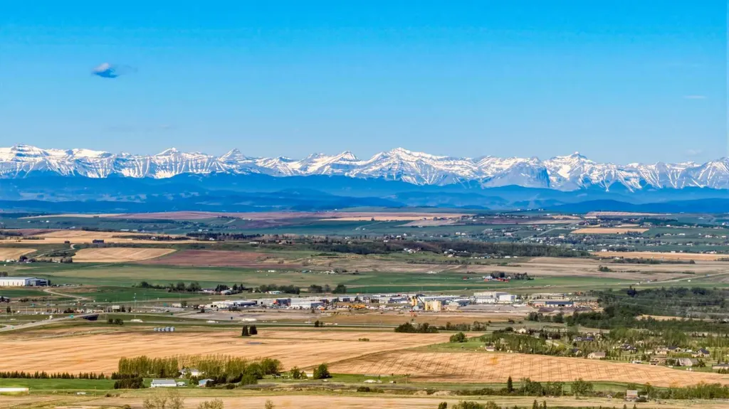 Lot 1 128 Street E Rural Foothills County AB T1S 5G1