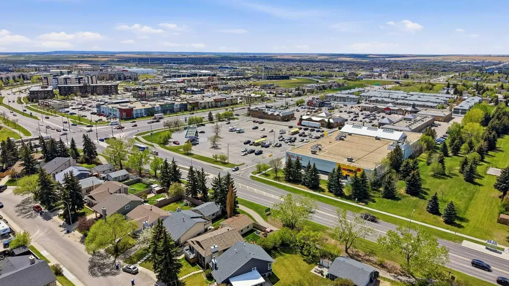 4 Big Springs Rise SE Airdrie AB T4A 1H2