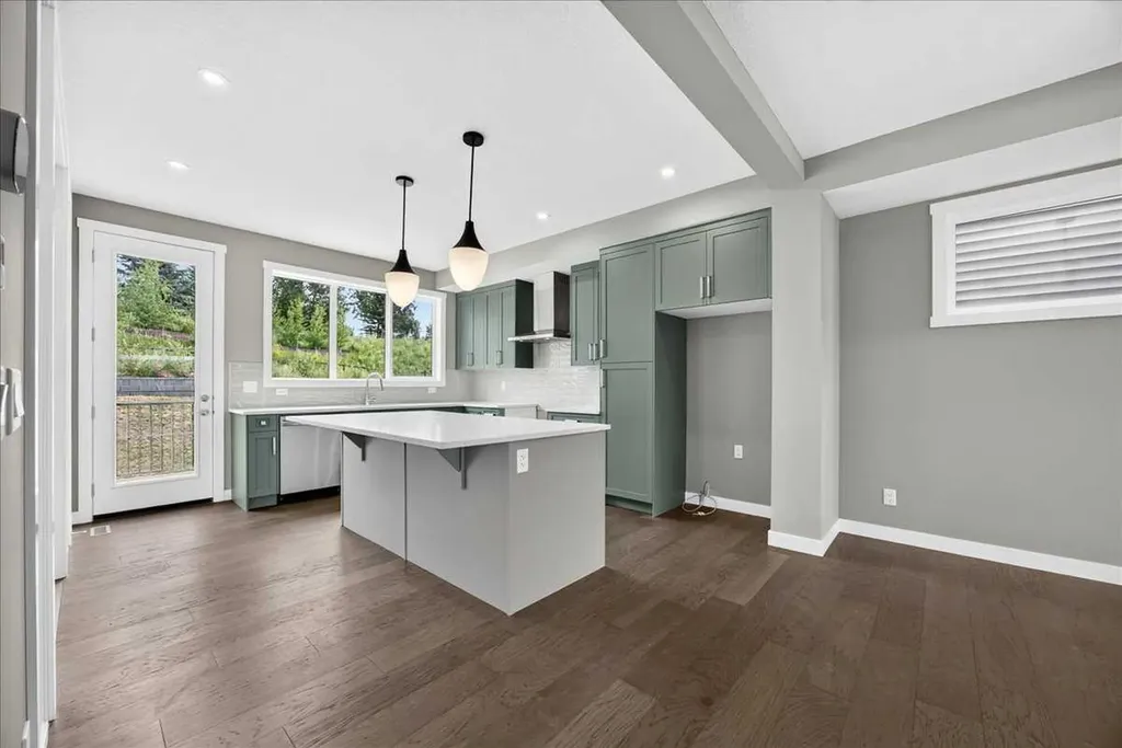 156 Crimson Ridge Place NW Calgary AB T3L0K4