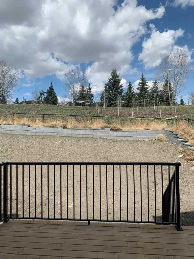 156 Crimson Ridge Place NW Calgary AB T3L0K4