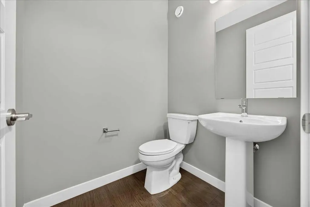 156 Crimson Ridge Place NW Calgary AB T3L0K4