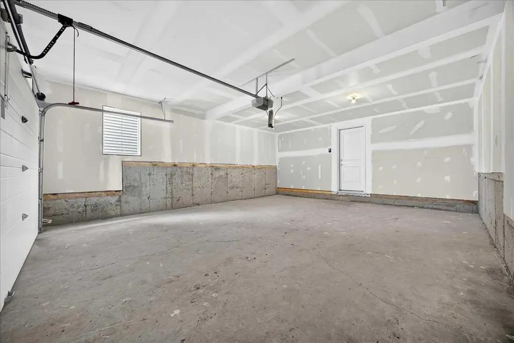 156 Crimson Ridge Place NW Calgary AB T3L0K4