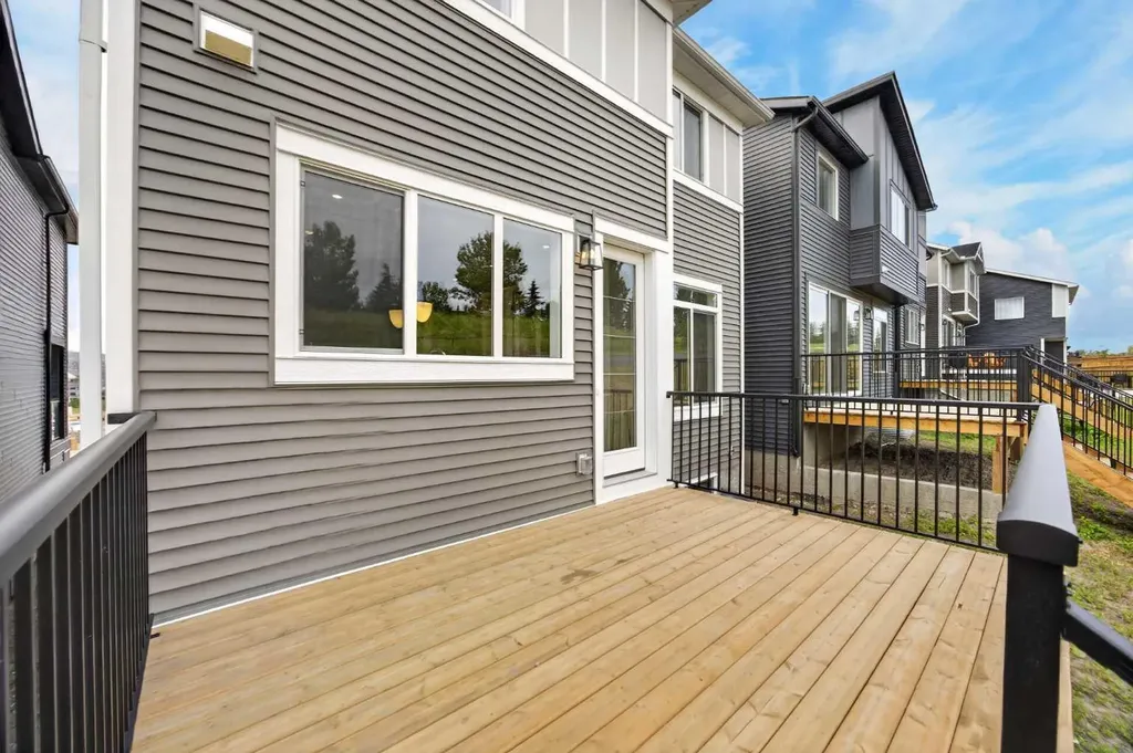 156 Crimson Ridge Place NW Calgary AB T3L0K4