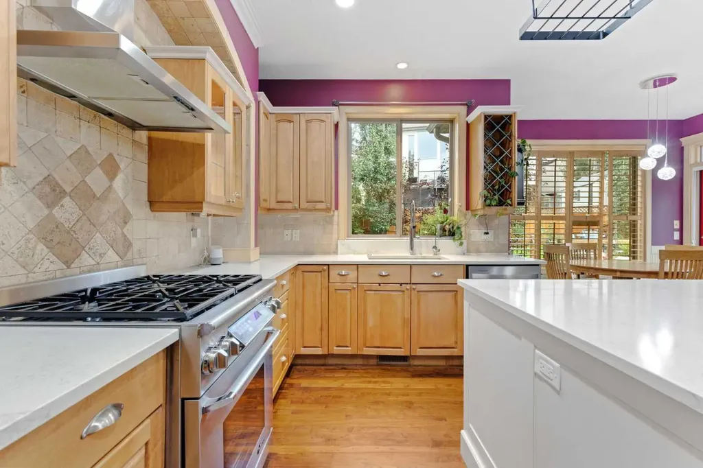 393 Banister Drive Okotoks AB T1S 1W2
