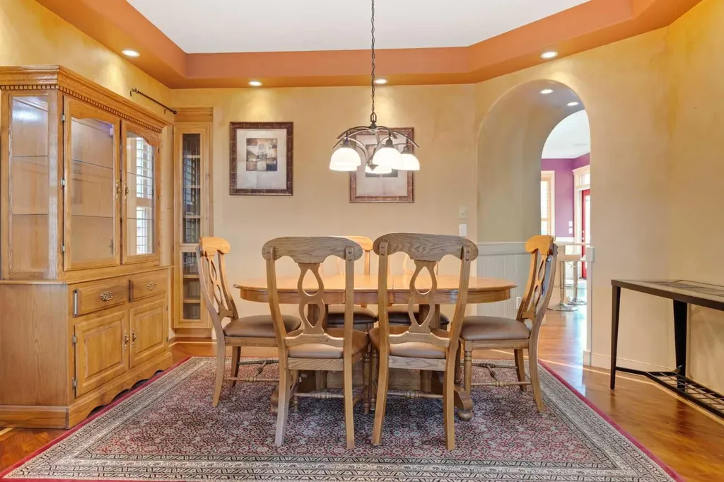 393 Banister Drive Okotoks AB T1S 1W2
