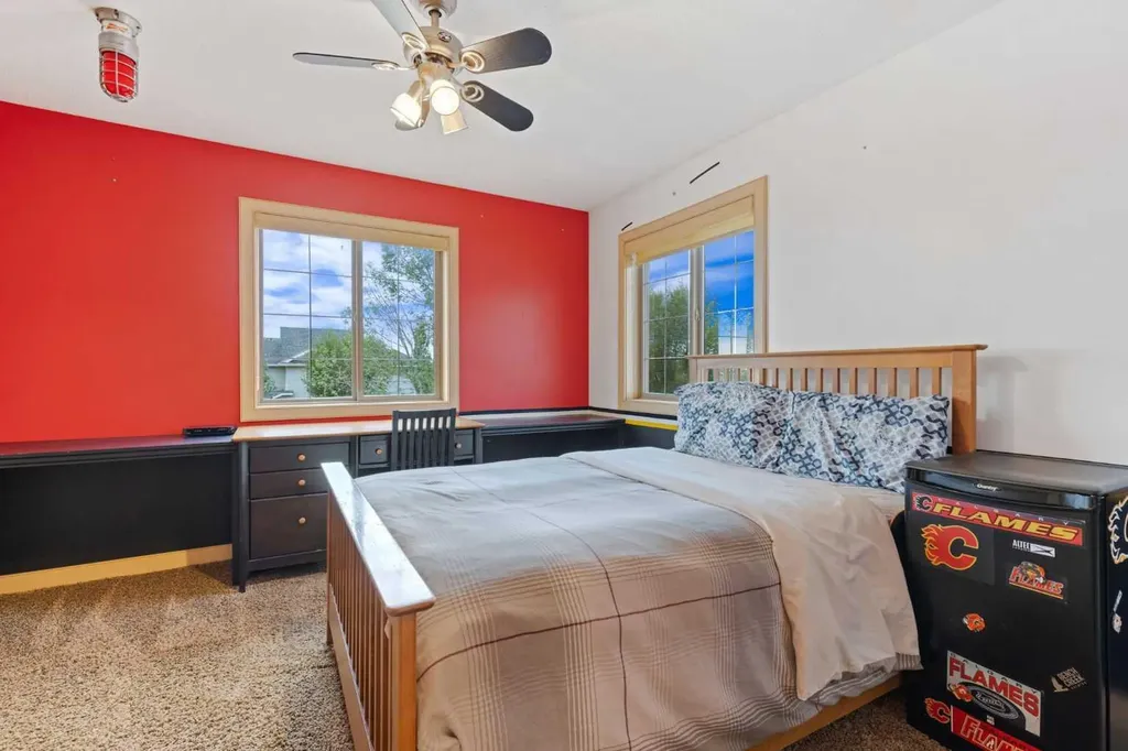 393 Banister Drive Okotoks AB T1S 1W2